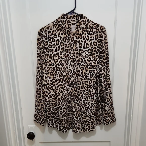 Chico's Animal Print Women's Button-Down Blouse Size 2 (US size Large) - Picture 1 of 9